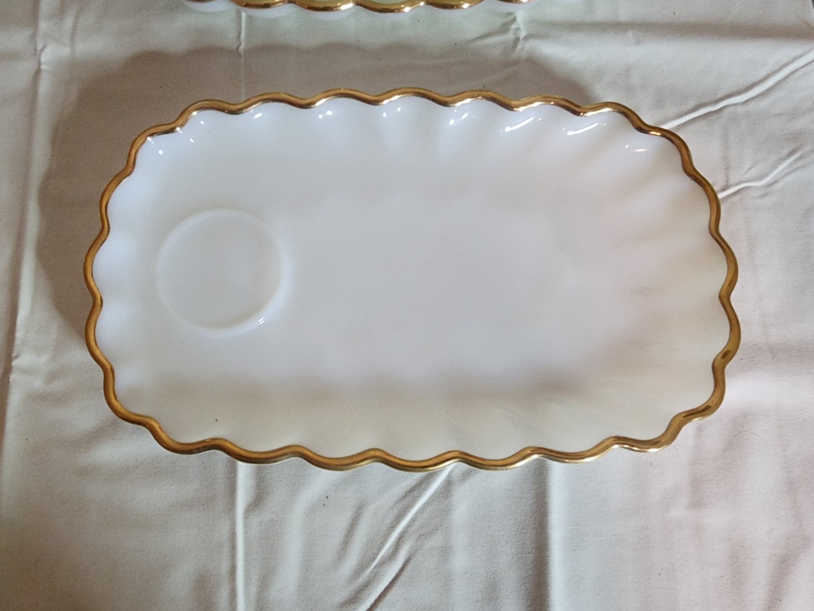 Anchor Hocking Fire King Snack Plate With Gold Trim Set (7)