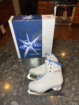 Jackson Ultima Girls' SoftSkate Recreational Figure Ice Skates Blue Size 4