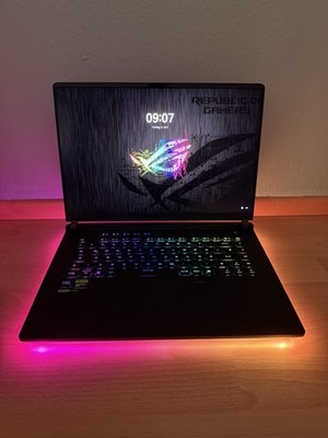 ASUS ROG Strix SCAR 16 G635LR-RW011W/RTX 5070 Ti/32 GB DDR5/1 TB SSD/240 Hz