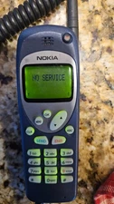 Vintage Cell Phone for collector Nokia 252c 1999 with car charger