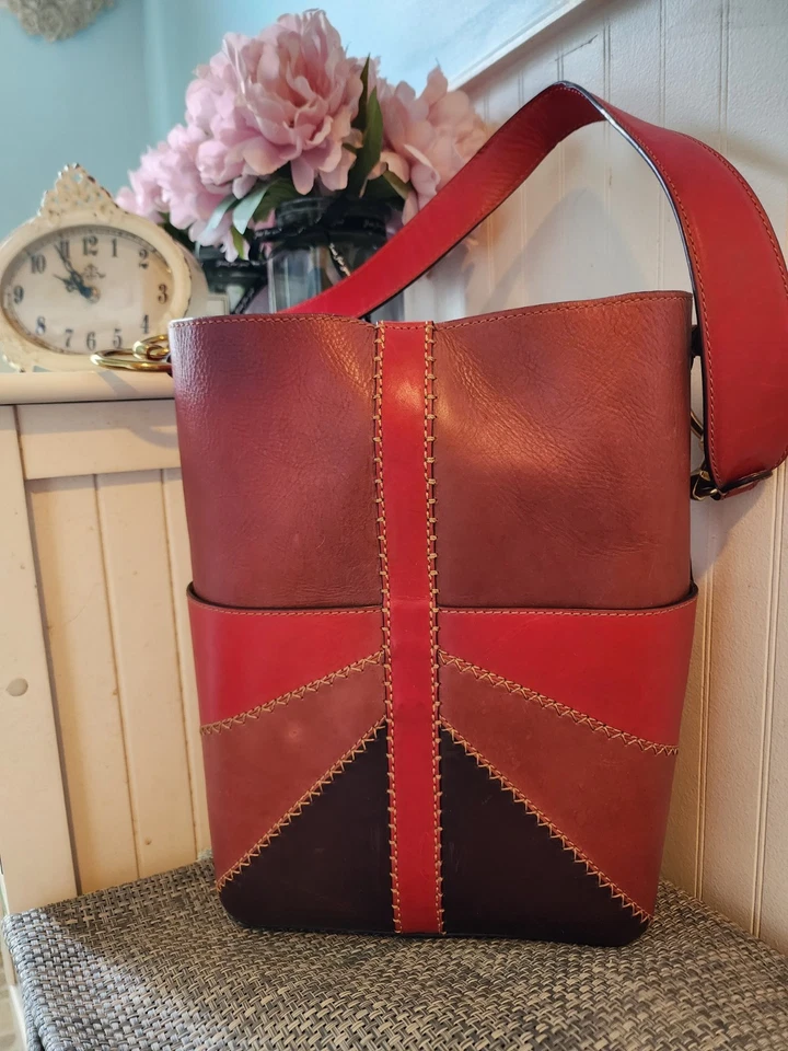 FRYE CUERO TOTE CUBO HOBO MULTICOLOR Con Costuras en Contraste Grande  Foto 3 de 4