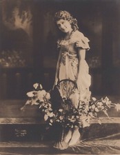 Mary Pickford (1910s) 🎬⭐ Vintage - Signed Autograph Photo by Hartsook K 321