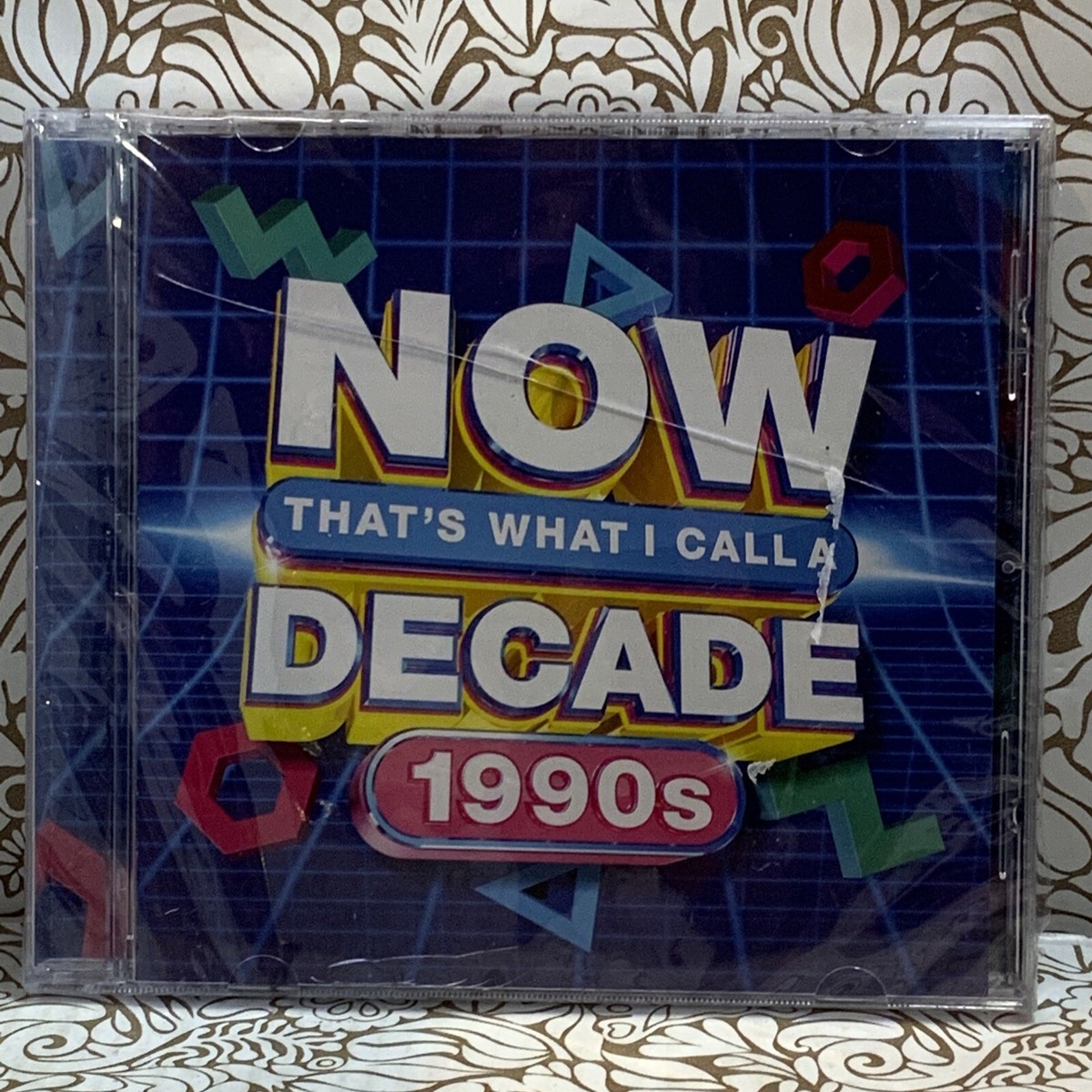 📀 NOW That's What I Call A Decade 1990s (CD) NEW *CRACKED CASE