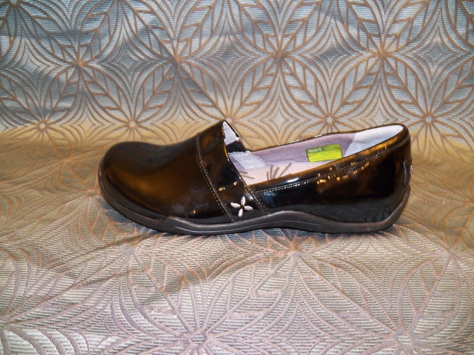 全新 女式 Ahnu Jackie 漆皮黑色皮革 Espadrille 乐福鞋 一脚蹬 正装鞋 — 第 2/4 张图片