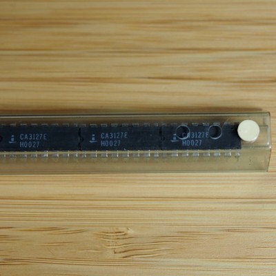 50 x CA3127E, DIP16, High Frequency NPN Transistor Arrays, Intersil