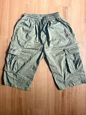 BAPE Men s Green Cotton Canvas Cargo Shorts Elastic Waist Drawstring Pockets