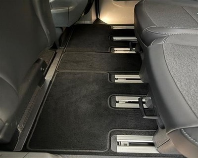 Gastraum Kofferraum Teppich passend für Ford Tourneo Custom Einzelsitze L2