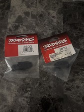  B2 Traxxas 3632 - Caster blocks L R  30-degree Lot 1 Extra 3 Total