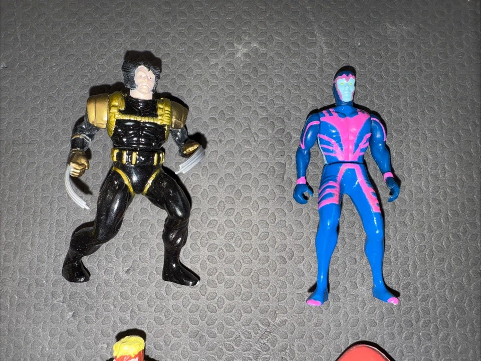 Lote De 8 Figuras De Acción Die Cast Die Cast De Colección 1994 Toy Biz Marvel X-Men Steel Mutant Foto 3 de 4
