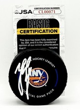 Matt Martin signed New York Islanders Official Game Puck autographed JSA