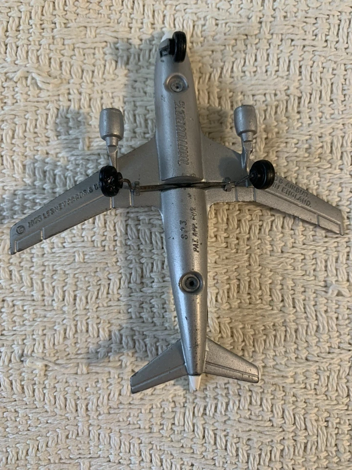 Винтажный литой самолет Airbus Air France A300B 1973 Lesney Products спичечный коробок - Изображение 3 из 4