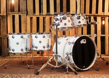 DW Collector's 333 Matte White Hard Satin Drum Set - 22,10,12,14,16 - SO 1410361