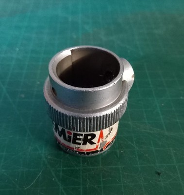 90er Premier Hardware, Ständer (Unterrohr) Kragenguss