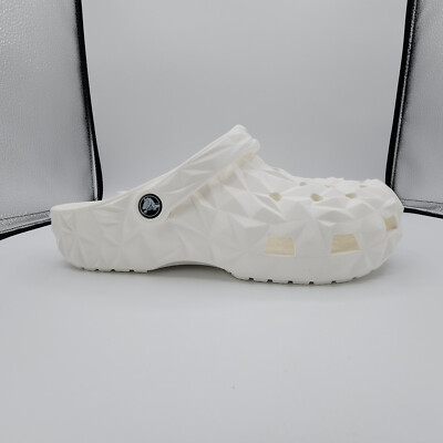 Crocs Classic Geometric Clogs Men\'s‎ Size 11 White Slides Sandals 209563-100 Crocs Classic Geometric Clog Sandals Men main image 4