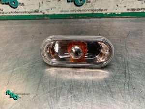 Blinker Kotflügel rechts vorne VW Caddy III Kasten 2KA 2K0949117B P17441846