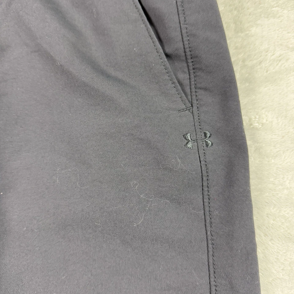 Pantalones Cortos Under Armour Elastizados Frente Plano Para Hombres 36 Regular Negros Golf Informales Exterior Foto 2 de 4