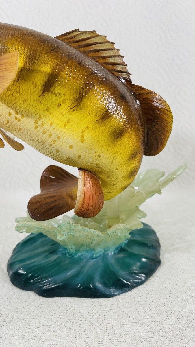 The Danbury Mint By George Kruth Bronzeback Bass Fish Sculpture