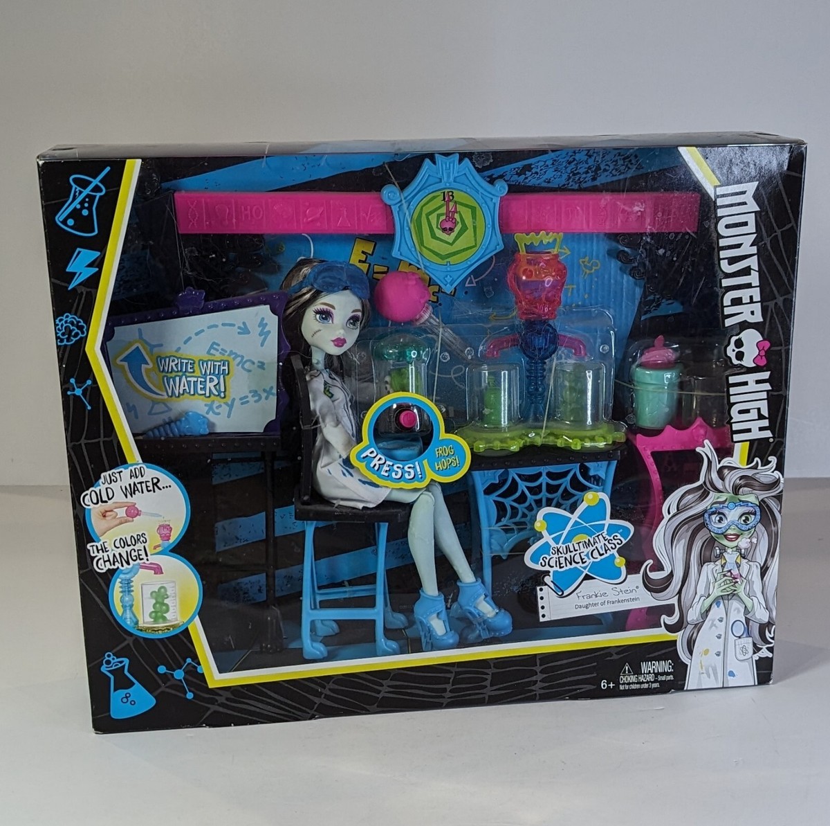 Monster High Skulltimate Science Class Playset With Doll 2day Ship