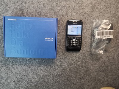 Nokia E71 Unlocked Cell Phone with 3.2 MP Camera, International 3G, Media Player