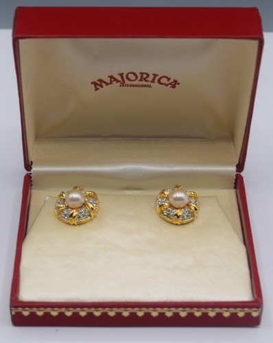 PENDIENTES DE PERLAS Y DIAMANTES DE IMITACIÓN JOYERÍA MAJORICA ESTATE VINTAGE CAJA ORIGINAL - Imagen 6 de 7