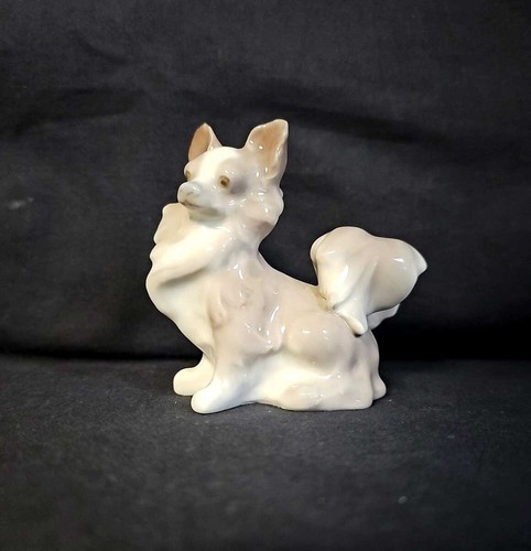 Lladro "Small Dog" Porcelain Figurine #4749 Papillion - 第 1/11 張圖片