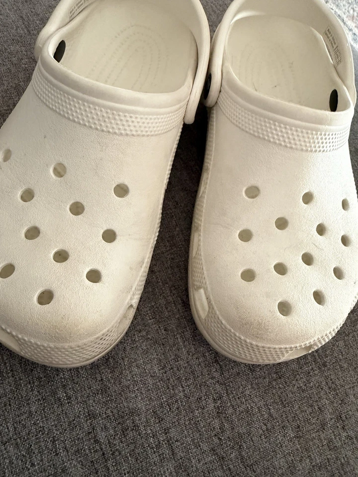 Zueco Crocs Clásico Blanco Unisex Hombre 6 Mujer 8 Foto 2 de 4