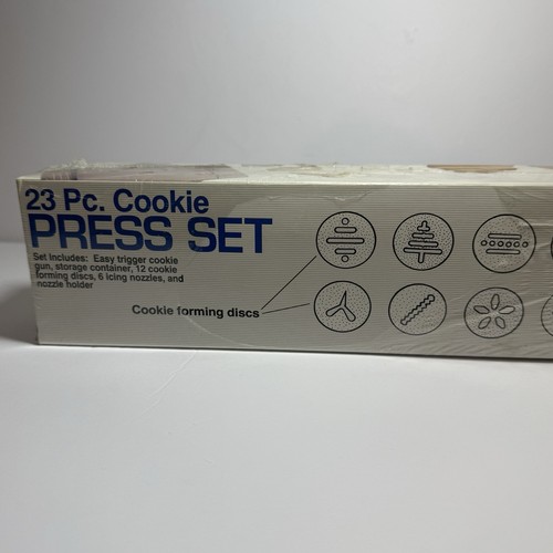 Pressa per biscotti Progressive International set 23 pezzi plastica bianca metallo GCP-31 - Foto 6 di 11