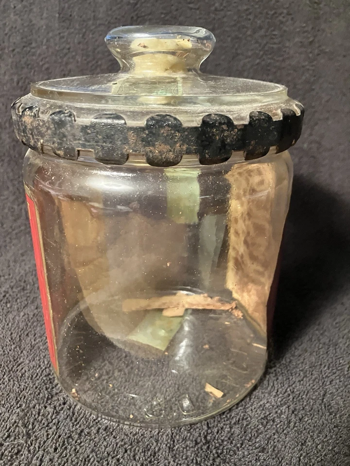 VINTAGE 1910 PRINCE ALBERT GLASS TOBACCO JAR - Image 4 of 4