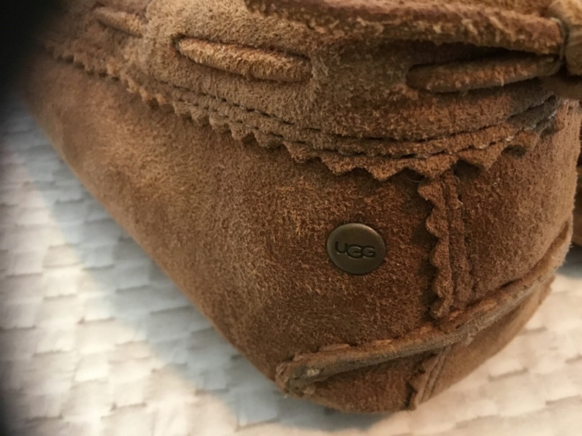 UGG Australia Roni Perf Moccasins Womens's Size 9 Tan Suede