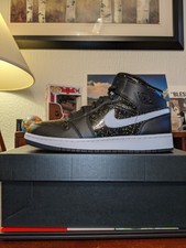 Air Jordan 1 Mid SE Black Glitter (GS) - AV5174-001 - Restocks