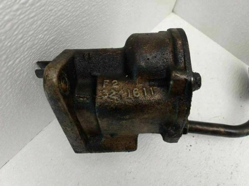 1989 JEEP WRANGLER Engine Oil Pump W/ Pickup Tube 2.5L OEM - Picture 2 of 12