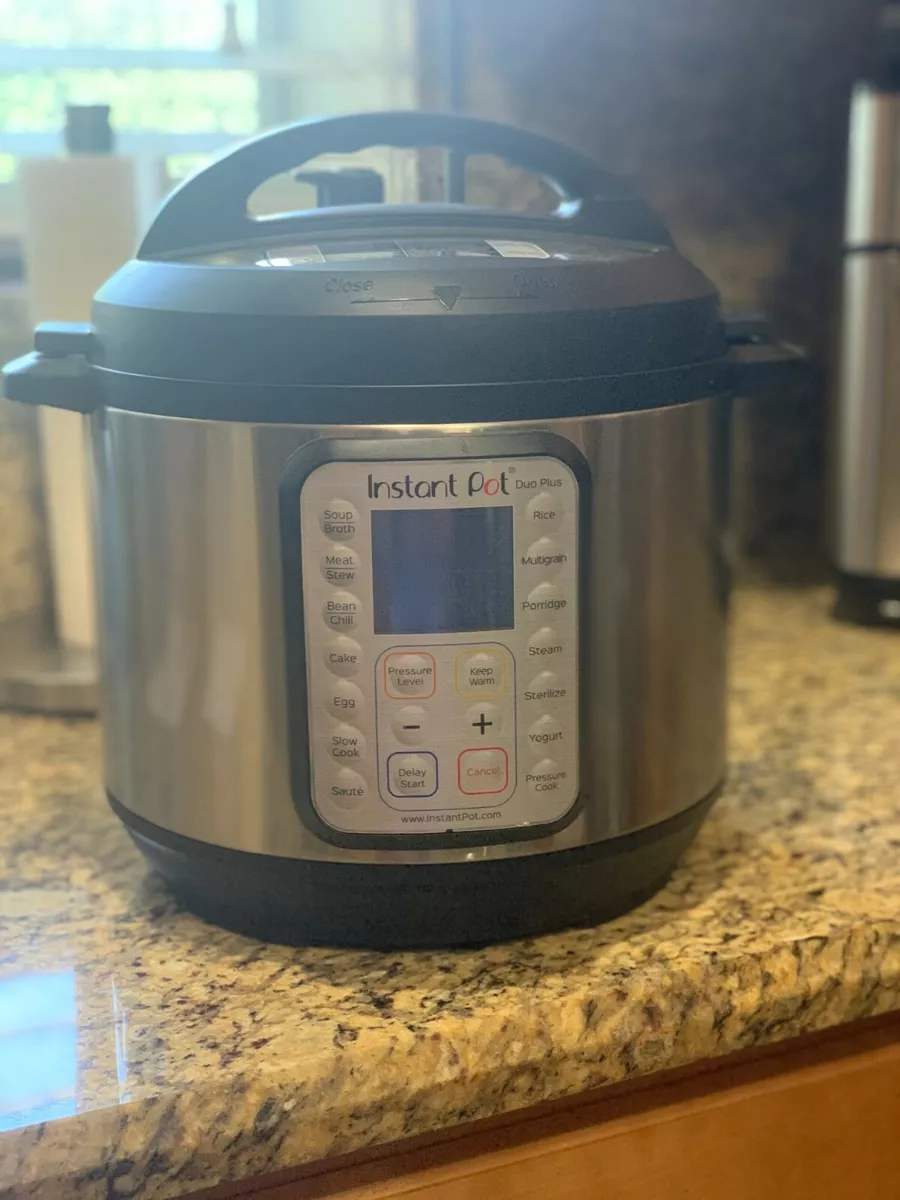 Instant Pot Duo SV 6-Quart 9-in-1 Multi-Use Pressure Cooker