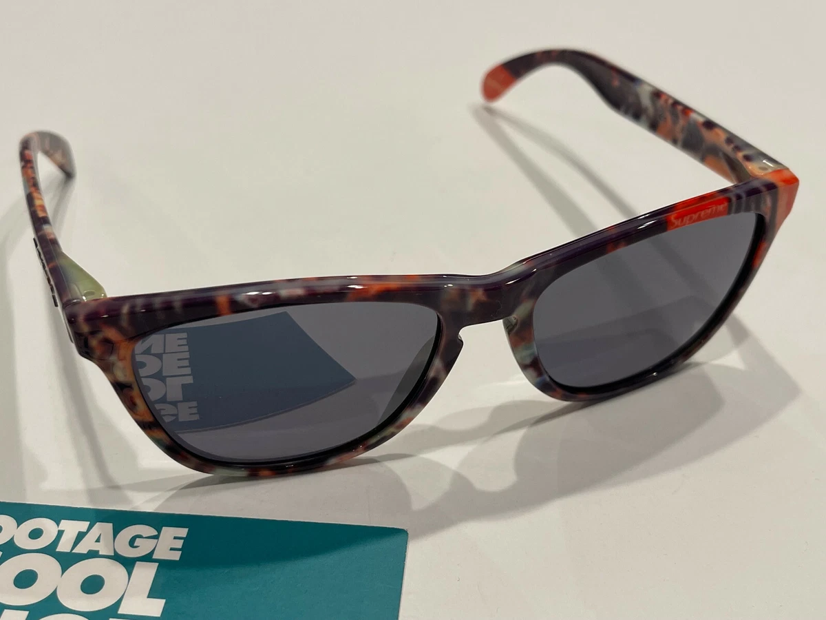 Supreme frogskins 2025