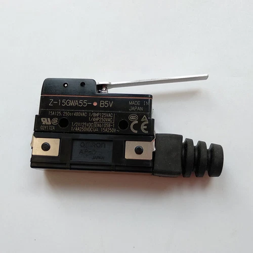 1PC OmronZ-15GWA55-B5V Limit Switch Z15GWA55B5V New