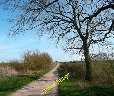 Photo 12x8 Starveall Road Aldworth Starveall is a fairly common name for f c2012