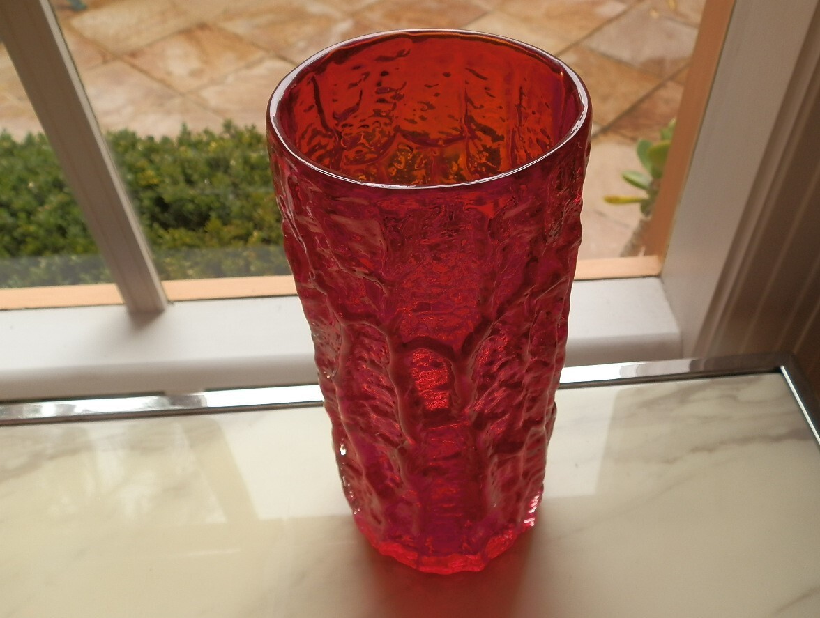 Whitefriars "Ruby" Textured Cylindrical Bark Vase No 9691 Geoffrey