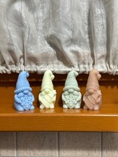 candele fatte a mano 100% prodotti naturali, colore e composizione a scelta