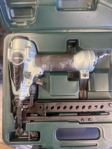 Metabo HPT N3804AB3(S) 1/2” Crown Pneumatic Stapler w/ Case