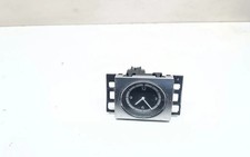 VW PASSAT B6 3C2 Innenuhr 3C8919204A 2.00 Diesel 2012 33665418
