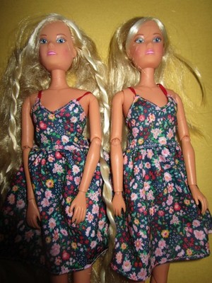 B-2192)ZWEI BLONDE SIMBA TOYS ZWILLINGE KLEID+SCHUHE ALLE GELENKE VOLL BEWEGLICH