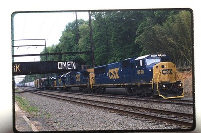 CSX 8740 5-16-13 original 35mm fuji train photo slide omen