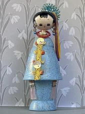 Vintage CHINA ASIA it’s a small world Disneyland Souvenir Kokeshi Wood Doll