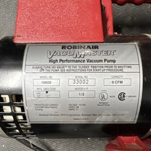 Robinair VacuMaster 15600 Vacuum Pump 6 CFM 1/2 HP 115V Evacuation