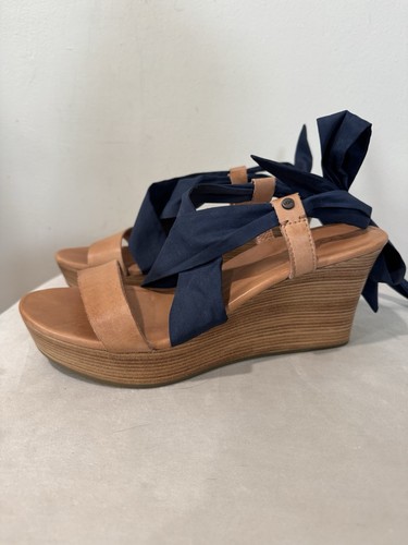 UGG Brown Leather Navy Blue Tie Wrap Sedona Sandals Wood Wedge Sz 8 / 39 - Picture 1 of 8
