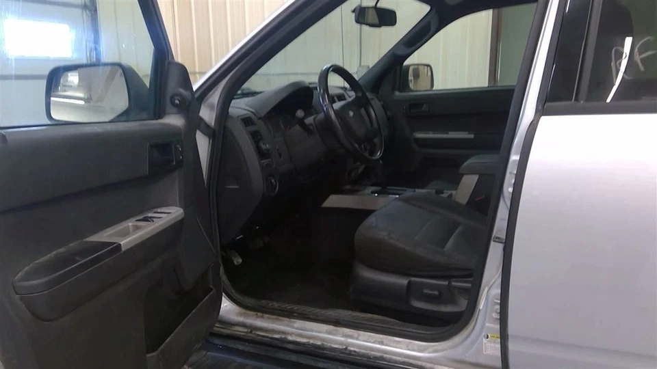 Fuse Box Engine VIN 7 8th Digit Fits 11-12 ESCAPE 1668558 - Изображение 2 из 4