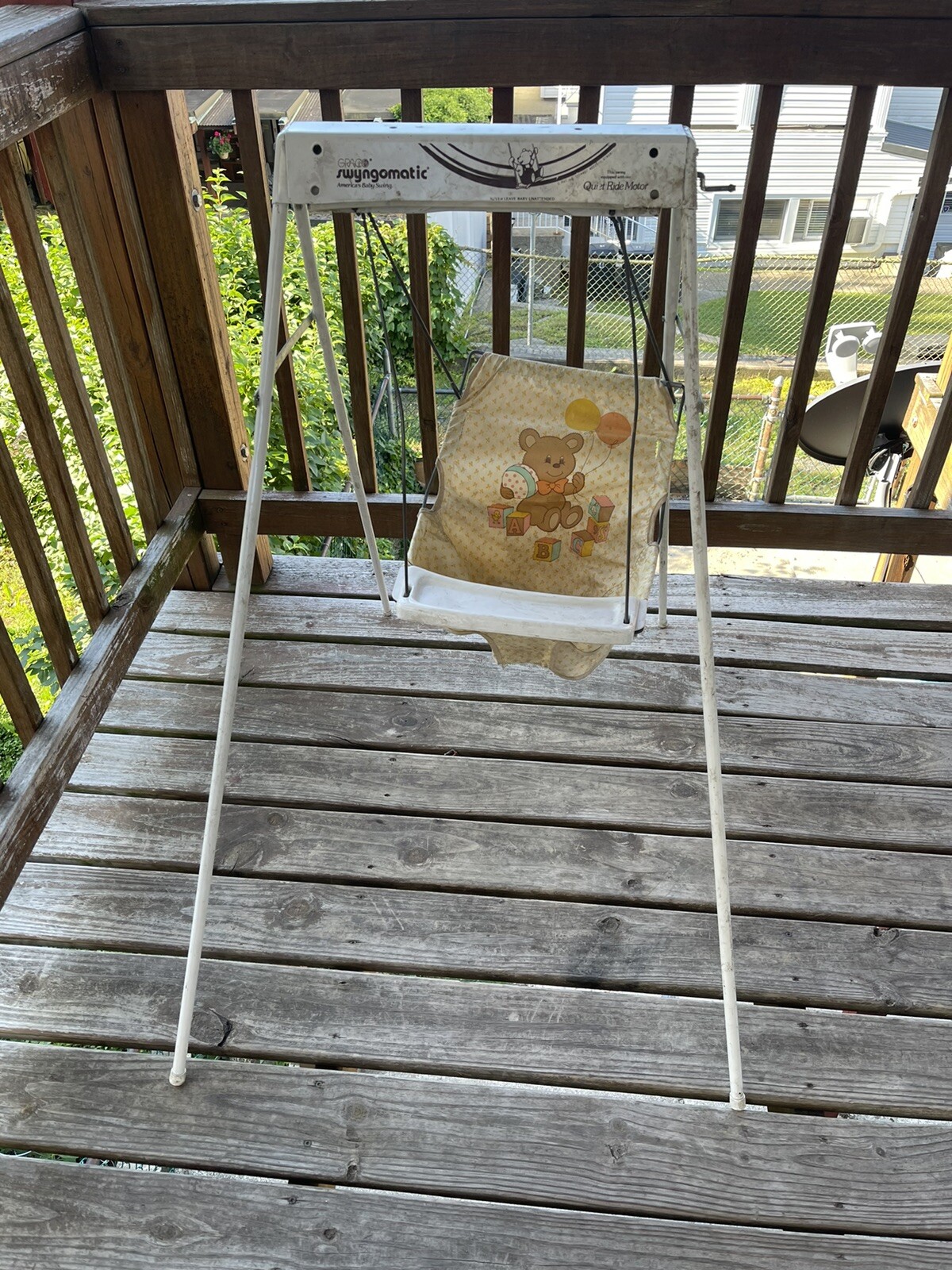 Vintage Bear Graco Swyngomatic Wind Up Crank Baby Swing Tray TV Prop