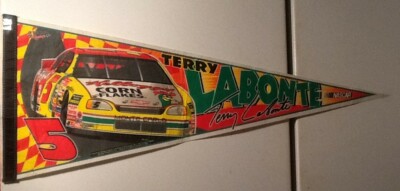Terry Labonte #5 Kelloggs Corn Flakes Nascar Felt Pennant 1997 30 Inches USED 