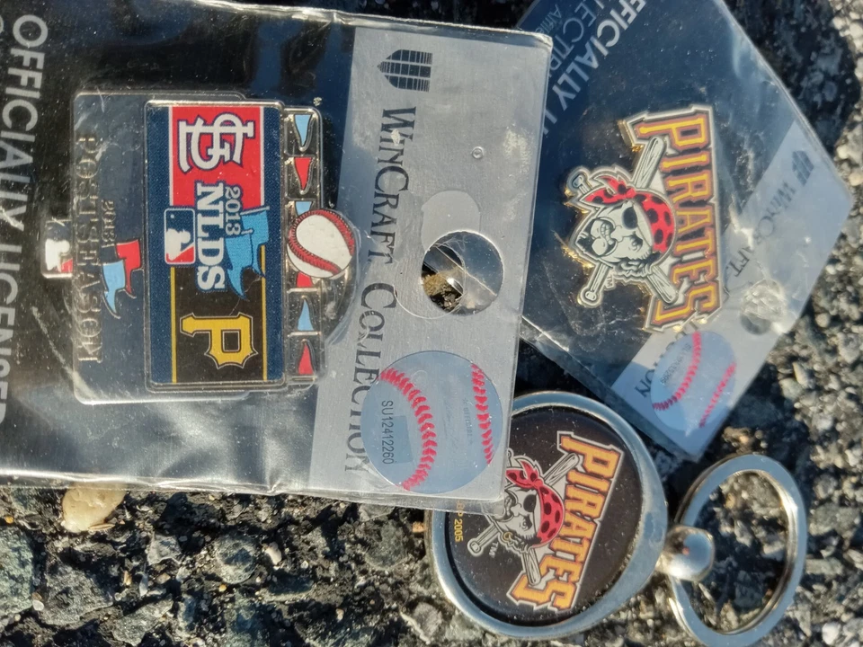 MLB Pittsburgh Pirates LOT. logo hat / Lapel Pin 2013 NLDS pin. Key chain ⚾ - Image 2 of 2