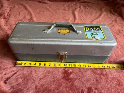Vintage Walton Products Aluminum Grip Loc Tackle Box Union