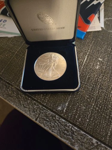 2021 1 oz american eagle silver bullion coin